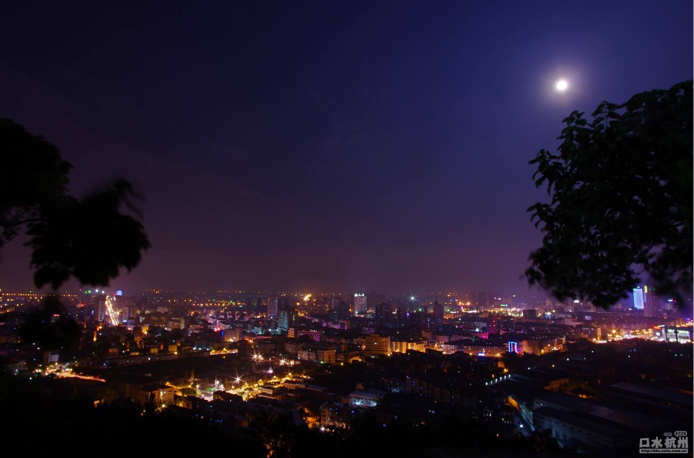 杭州临平山夜景图片